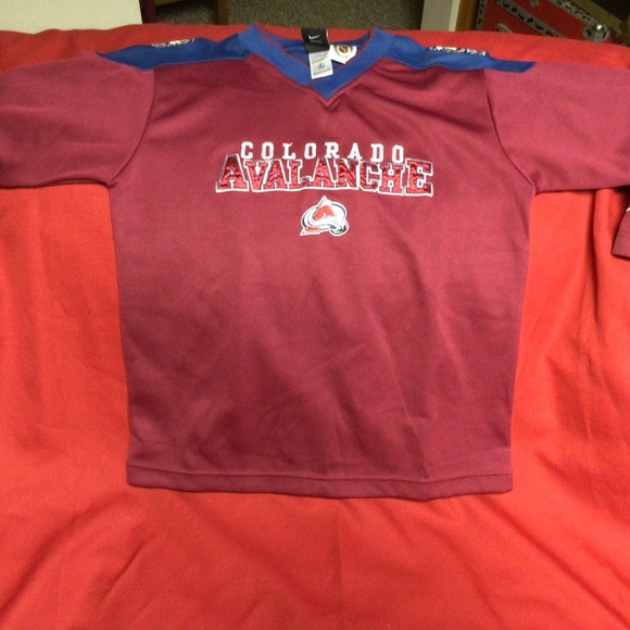 COLORADO Avalanche boys jersey - Picture 1 of 4